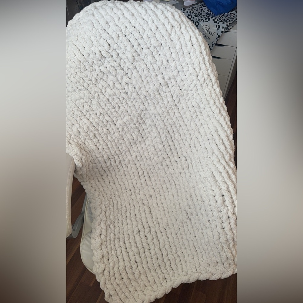 Handmade Chunky Knit Blanket Ivory Color